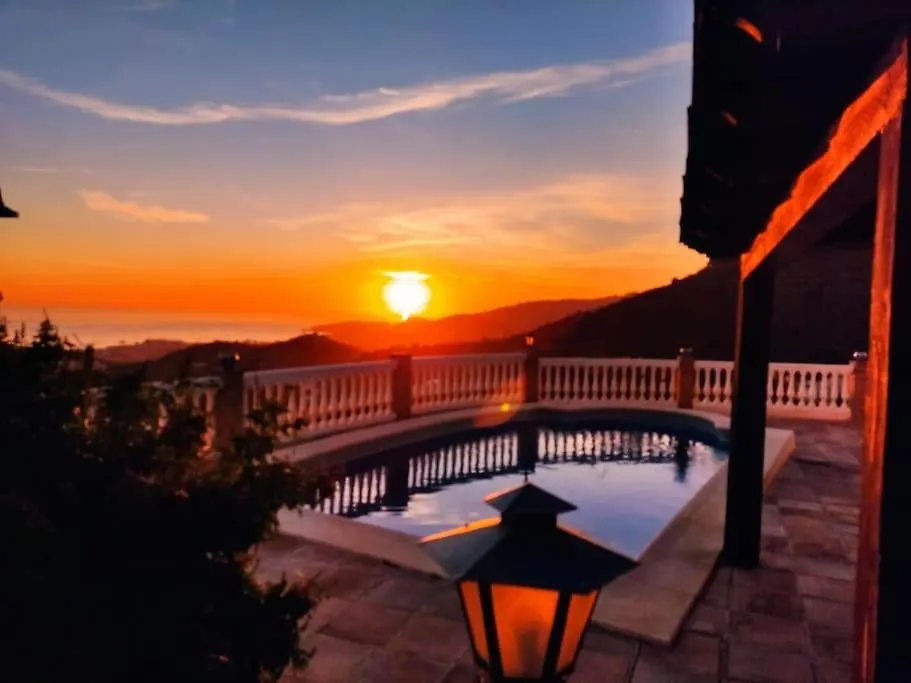 Private Villa With Panoramic Seaviews, Pool & Wifi Almunecar